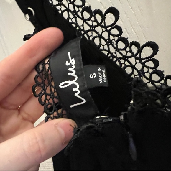 Black Lulus jumpsuit - Picture 6 of 7